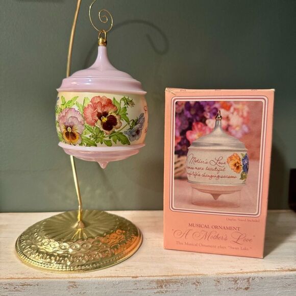 Hallmark Other - 1982 Hallmark A Mothers Love Christmas Mothers Day Ornament Music Box Swan Lake